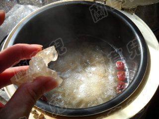 红豆栆银耳羹步骤6