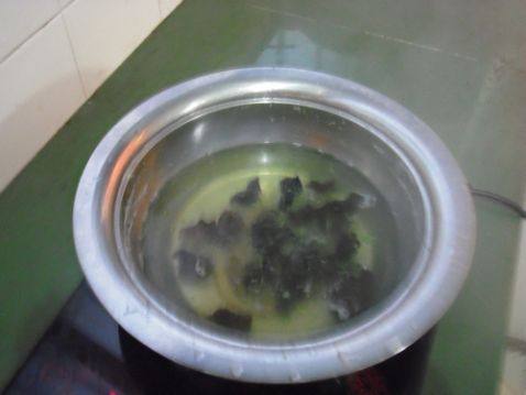 西兰花炒双耳步骤5