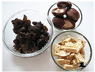三宝焖鸭步骤1