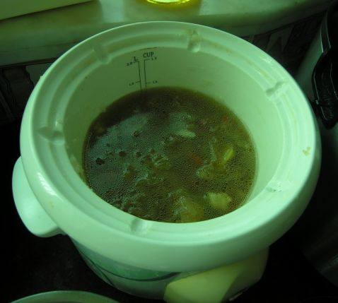 银耳猪骨粥步骤3