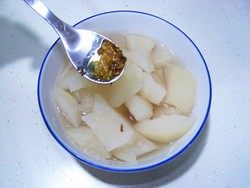 桂花雪梨糖水步骤5