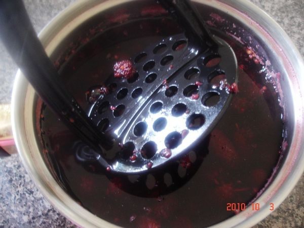 新鲜桑葚汁步骤3