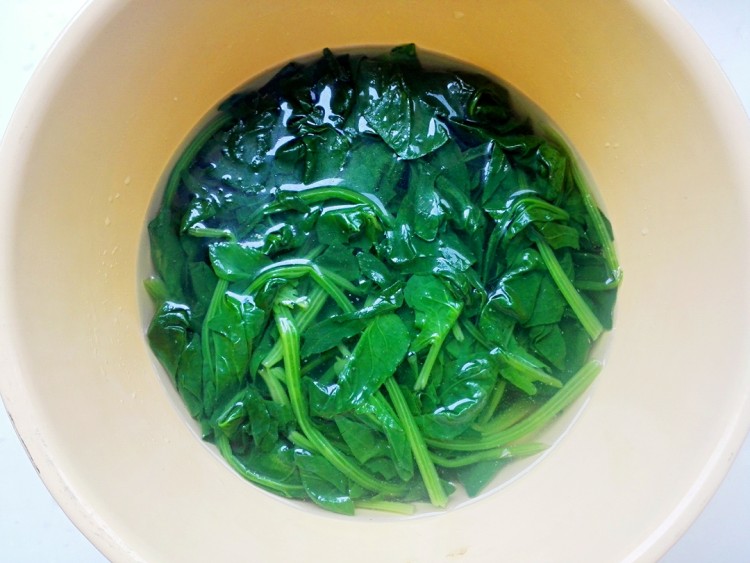 鲜核桃菠菜塔步骤5