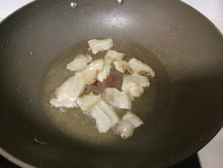 茭白回锅肉步骤3