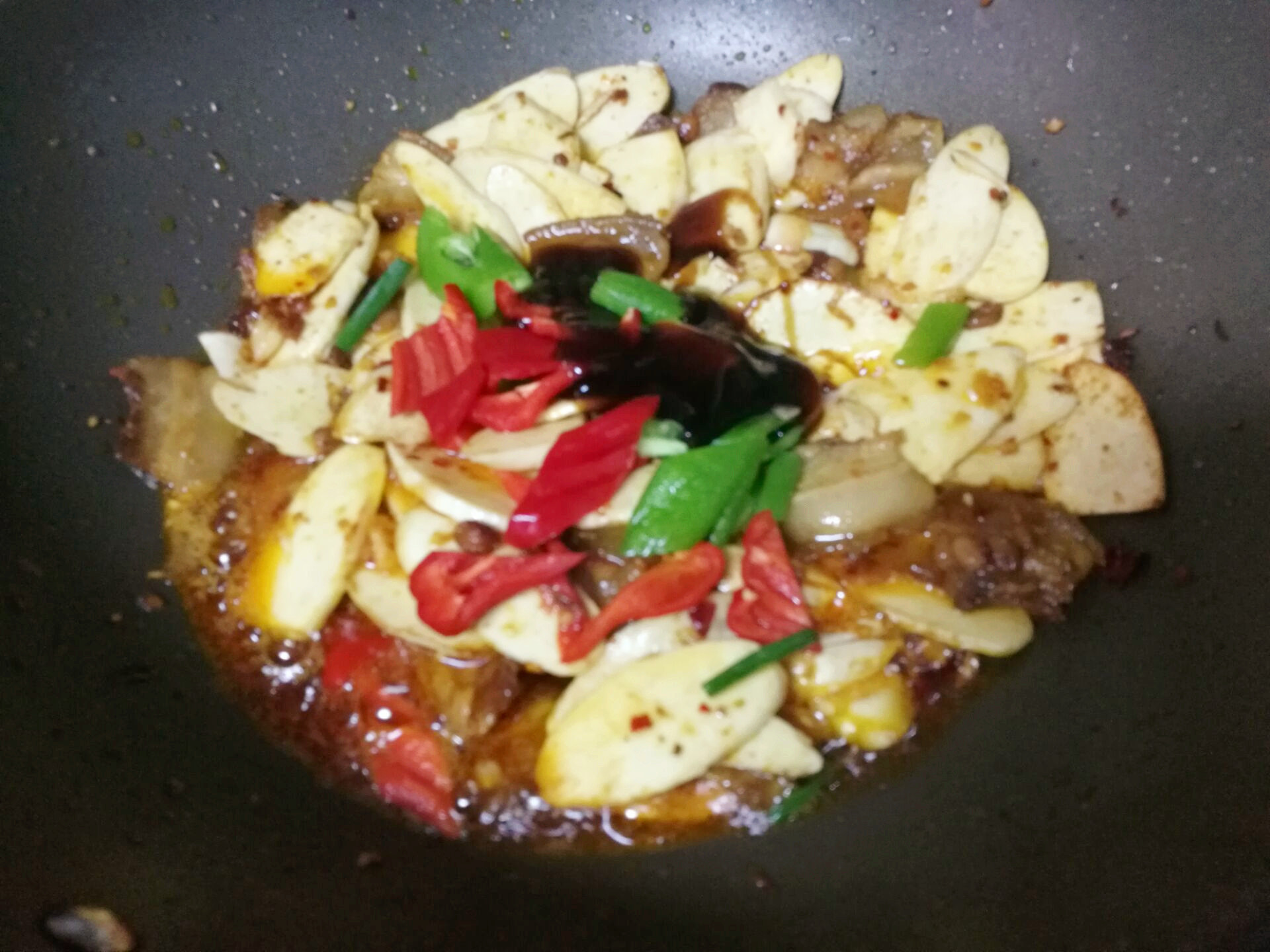 茭白回锅肉步骤9