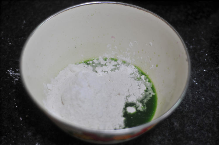 菠菜水饺步骤4