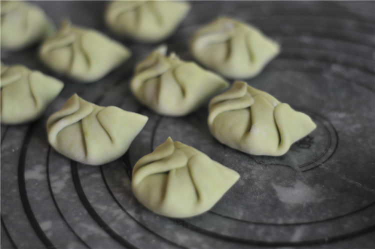 菠菜水饺步骤8