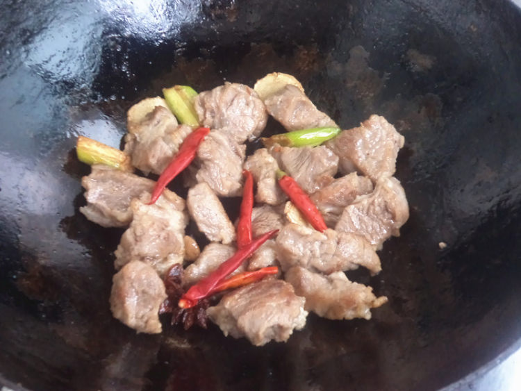 牛肉烧土豆步骤7