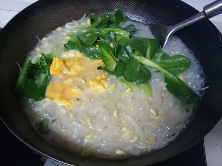 青菜鸡蛋煮豆丝步骤13
