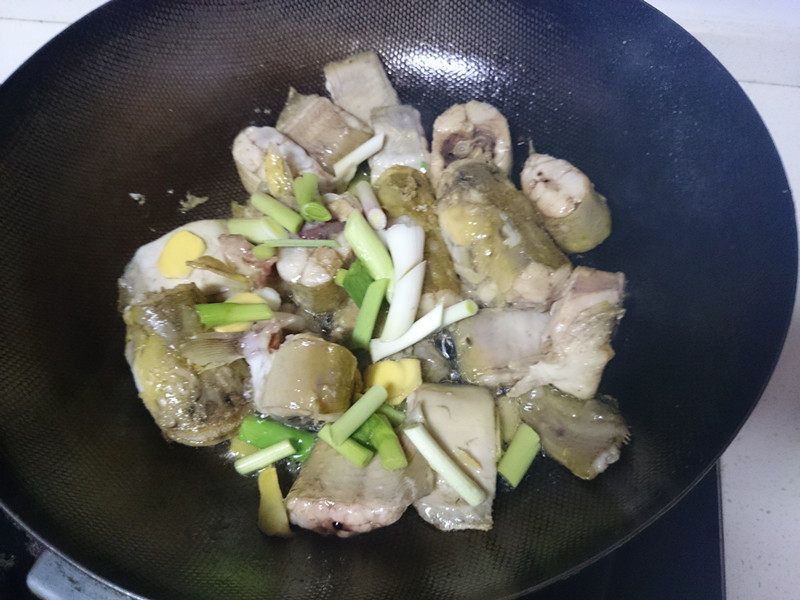 江鲶炖豆腐步骤7