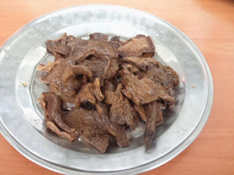 榛蘑豆角#非转基因金步骤3