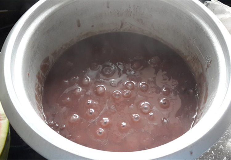 红豆糯米团子步骤1