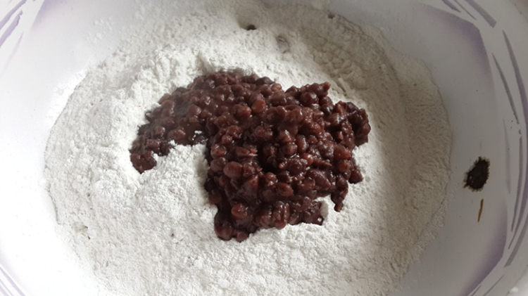 红豆糯米团子步骤3