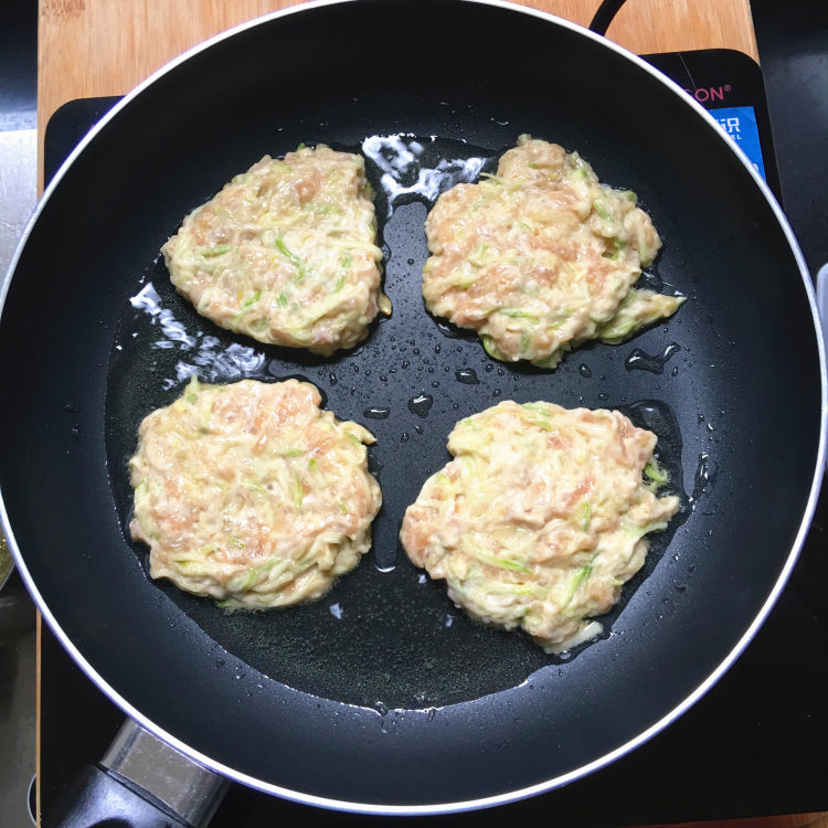 茄汁西葫芦肉饼步骤10