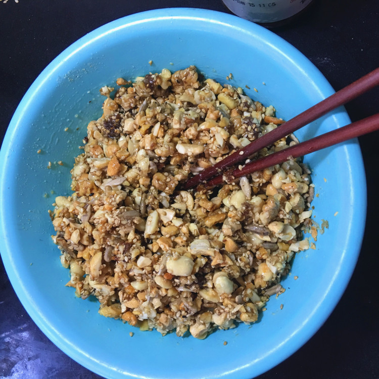 五仁玫瑰月饼步骤8
