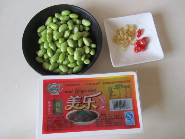 鸭血毛豆步骤1