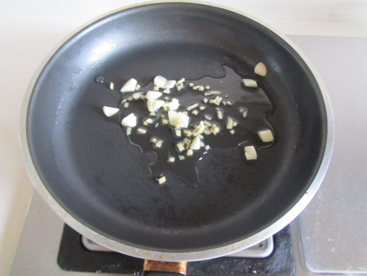 鸭血毛豆步骤4