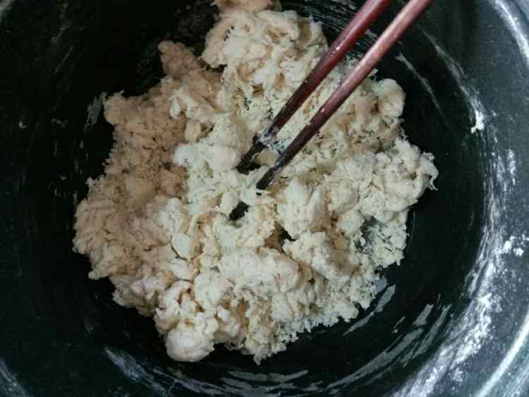 四季豆煮肉水饺步骤1