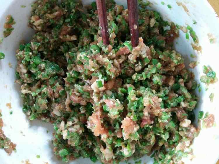 四季豆煮肉水饺步骤7
