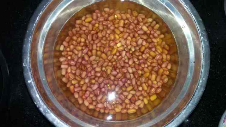 红豆薏米甜汤#多效护步骤1