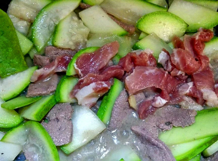 猪肝瘦肉炒浦瓜#多效步骤5