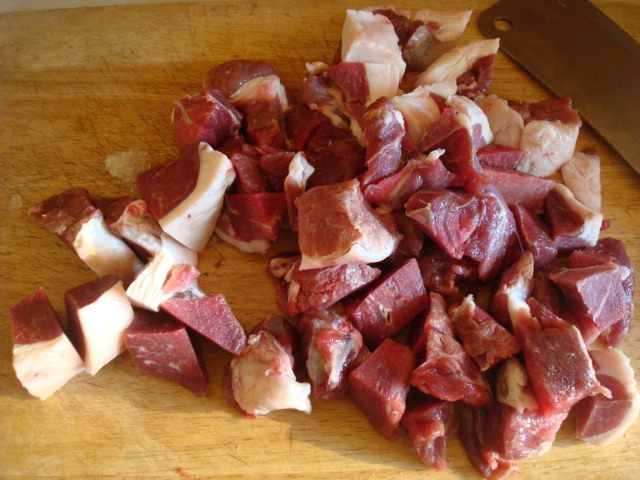 香菇红枣炖羊肉步骤1