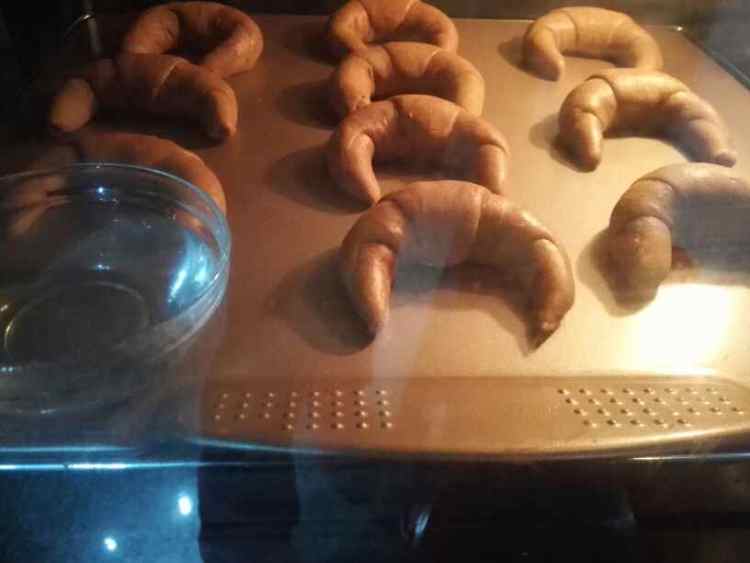 奶油红糖牛角包步骤9
