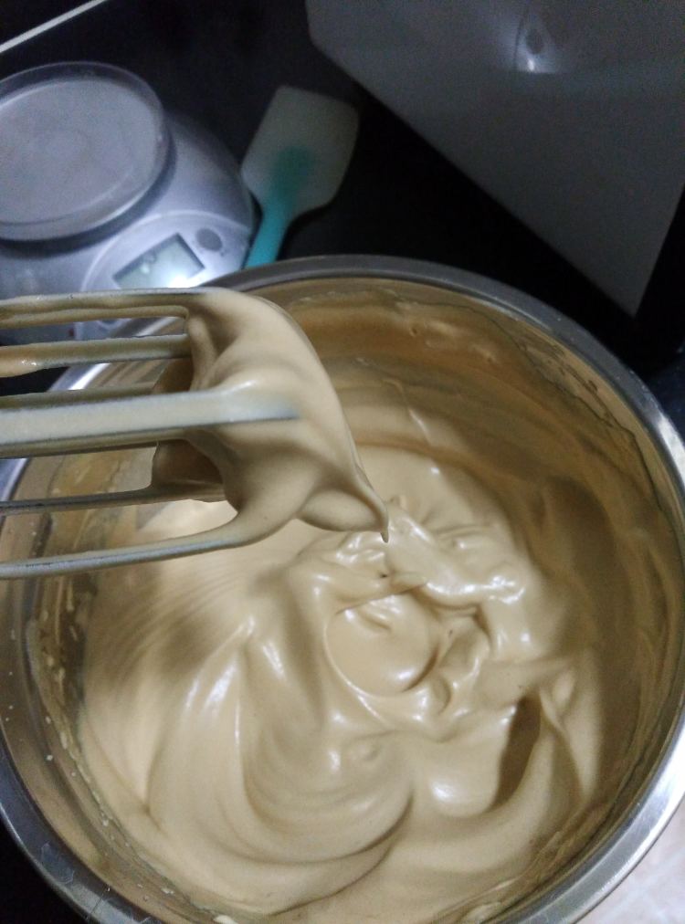 红糖红枣戚风步骤4