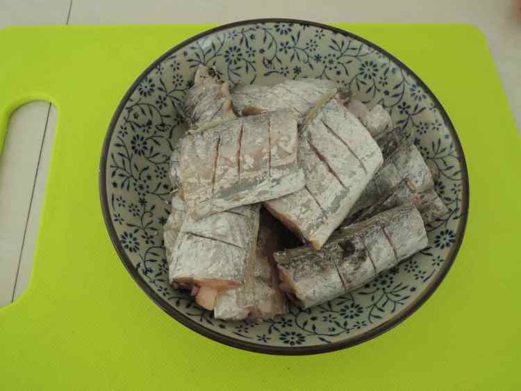 香煎带鱼步骤1