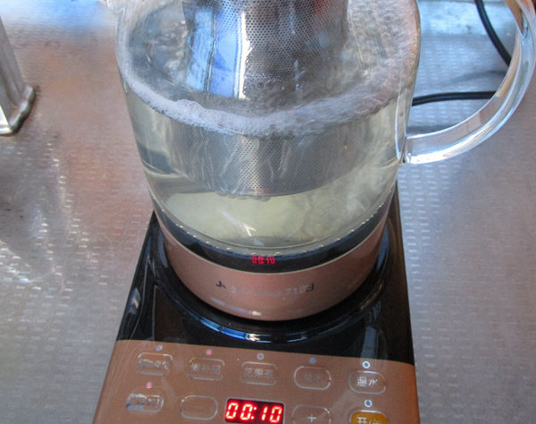 黄芪红枣茶步骤5