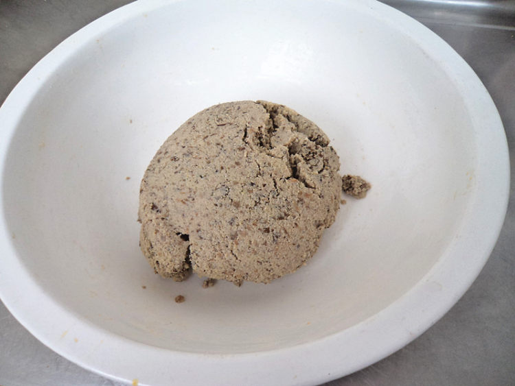 黑豆渣玉米面饼步骤1