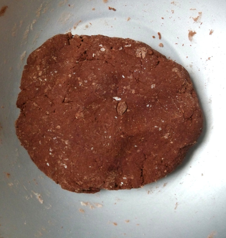双色豆沙馅企鹅甜饺步骤3