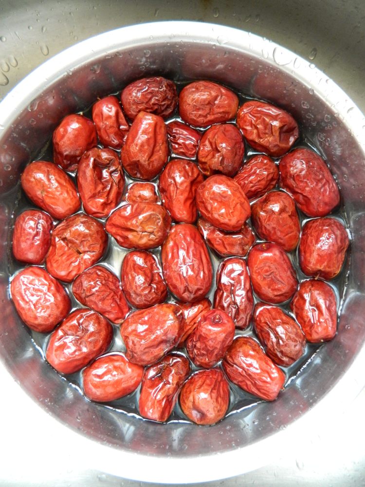 枣泥月饼馅步骤1