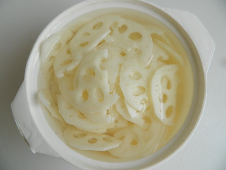 滋味炝莲藕步骤1