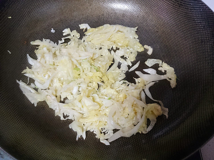 泡菜苕粉肉丸汤步骤3