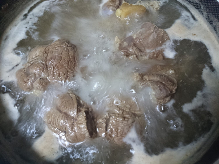卤牛腱步骤3