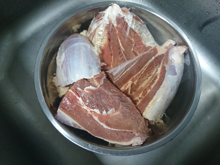 卤牛腱步骤2