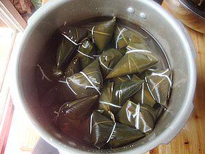 【手工美食】红枣粽子步骤8