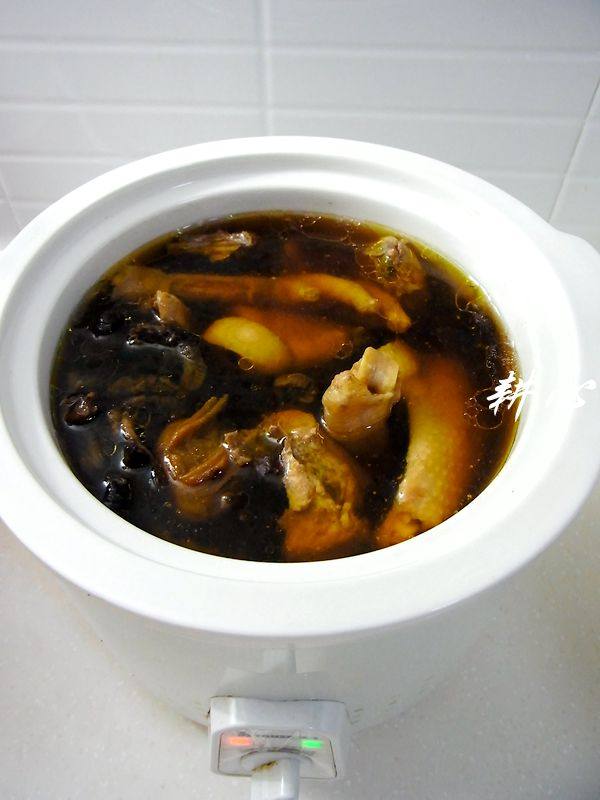 干榛蘑炖鸡步骤7