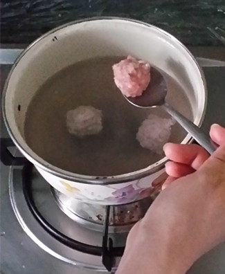 肉圆猪肝青菜小煮面步骤5