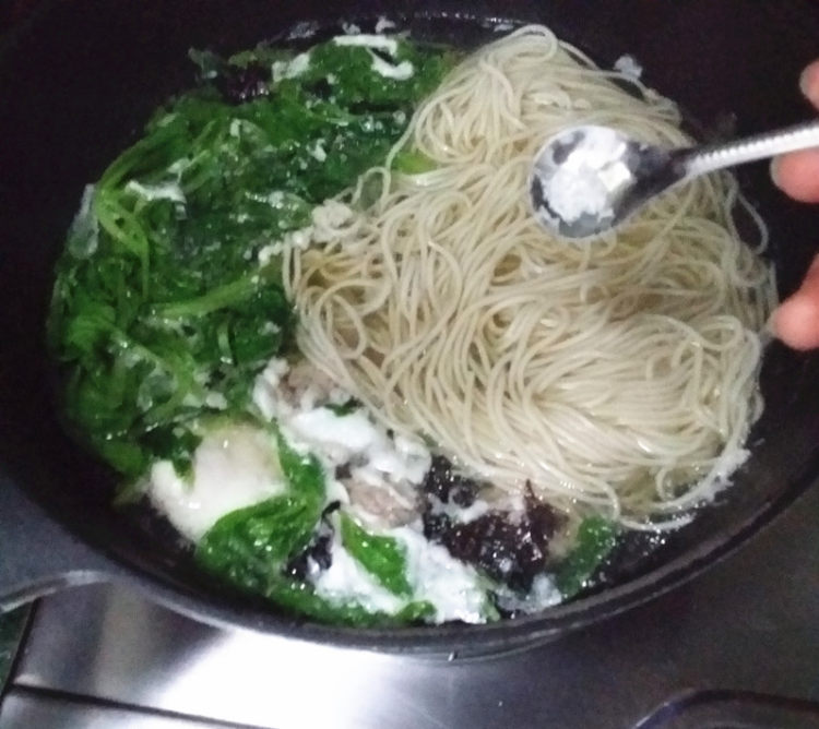 肉圆猪肝青菜小煮面步骤14