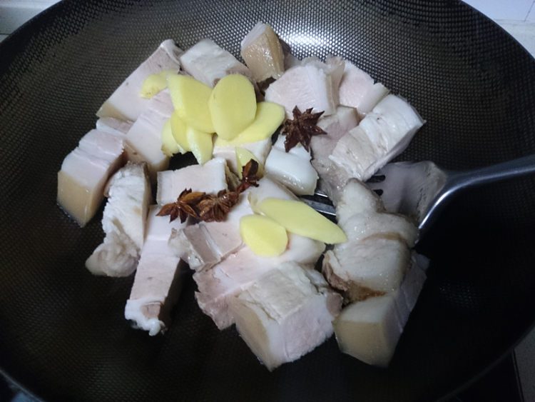 南乳红烧肉步骤3