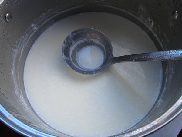 红豆奶昔步骤1