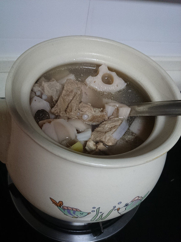砂锅煨排骨藕汤步骤8