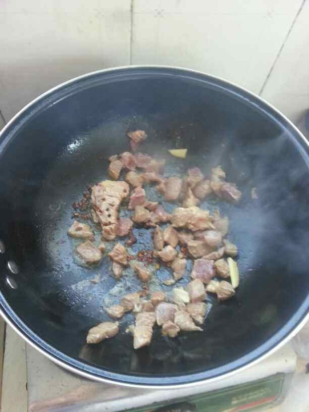 土豆烧羊腿肉步骤4