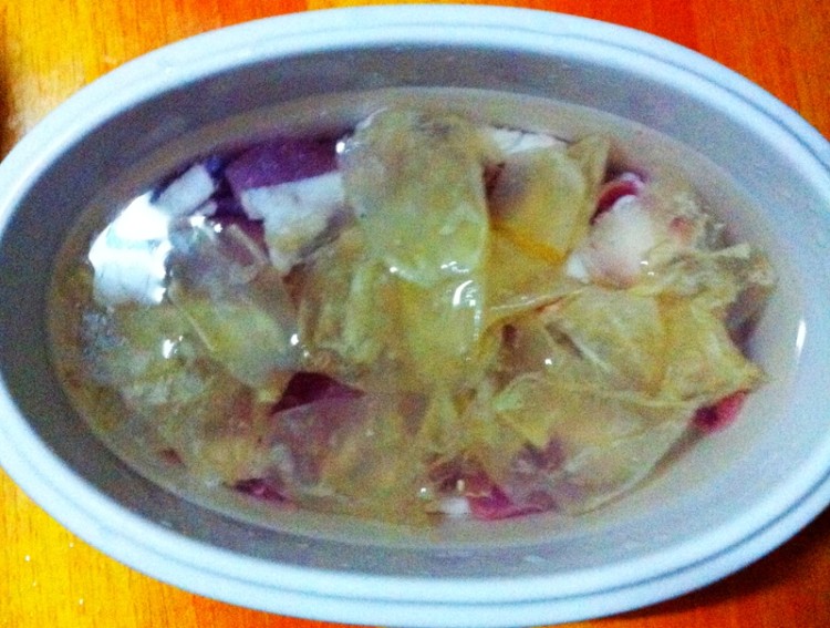 鱼胶瘦肉汤步骤4
