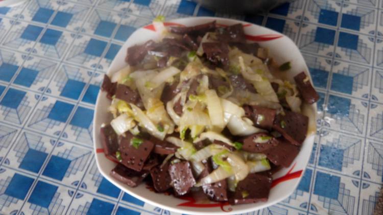大白菜炒血豆腐步骤10