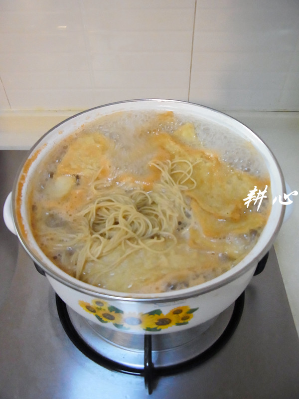海鲜汤面步骤5