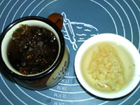红豆桃胶银耳羹步骤4