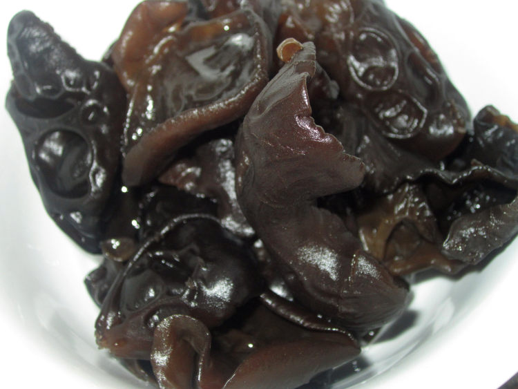秋木耳烧四季豆步骤2